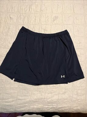 Under Armour Athletic Skort - Size L